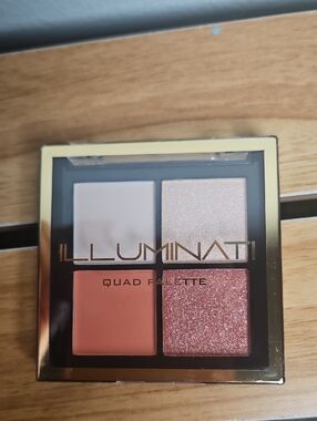 ILLUMINATI Lunar Quad Palette